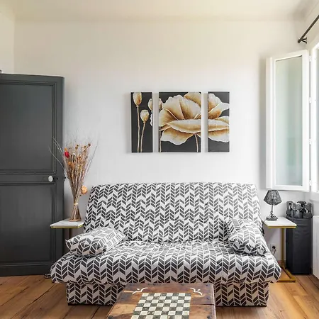 Cozy 1-bedroom With Stunning Sea Views Appartement