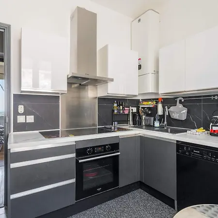 Cozy 1-bedroom With Stunning Sea Views Beaulieu-sur-Mer