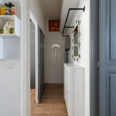 Cozy 1-bedroom With Stunning Sea Views Appartement